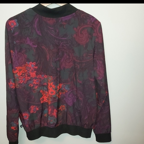 FABLETICS floral jacket - Picture 5 of 5